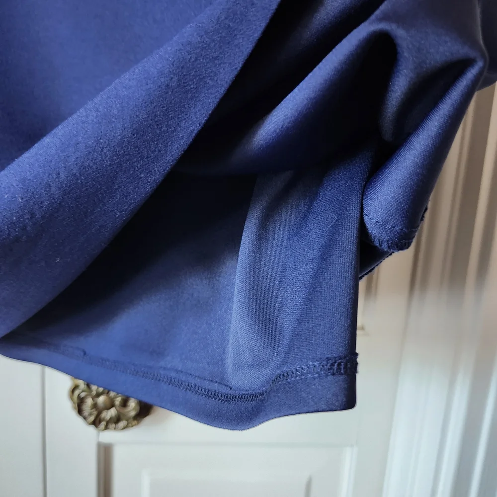 Elegant Blue Sleeveless Dress - Picture 8 of 10